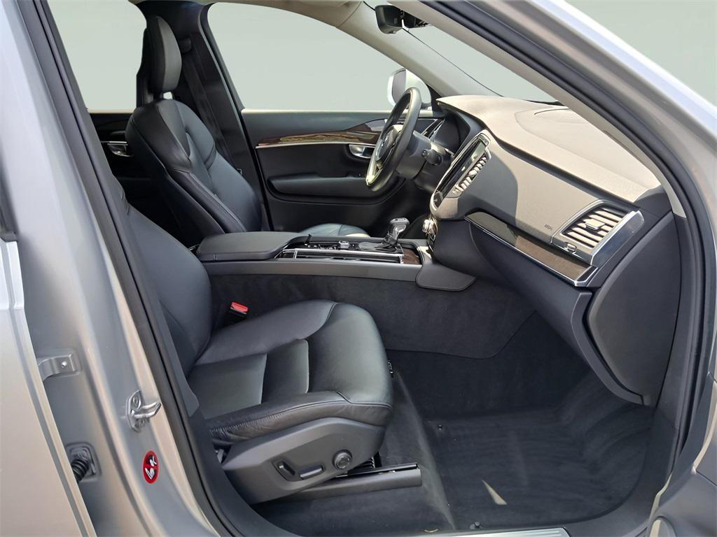 used 2018 Volvo XC90 car, priced at $14,396