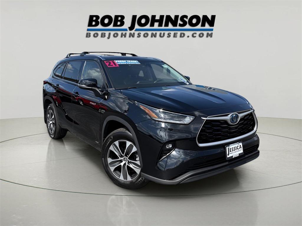 used 2021 Toyota Highlander Hybrid car, priced at $34,785