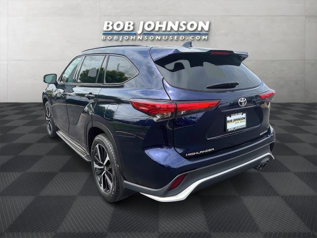 used 2022 Toyota Highlander car, priced at $37,640