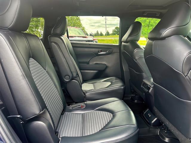 used 2022 Toyota Highlander car, priced at $37,640