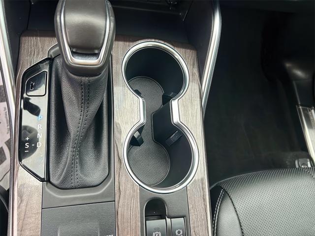 used 2021 Toyota Highlander Hybrid car, priced at $42,916