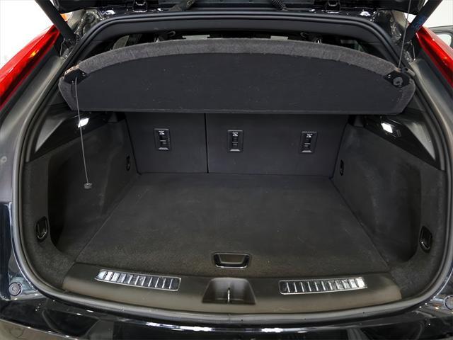 used 2021 Cadillac XT4 car, priced at $30,204