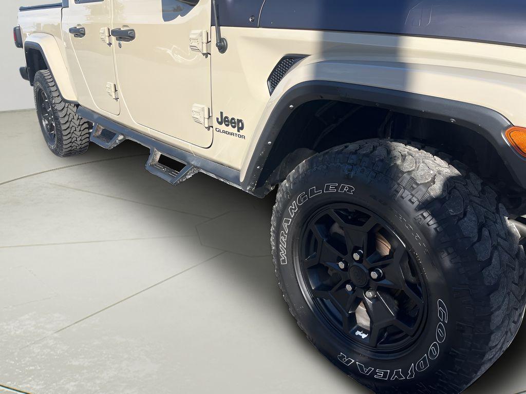 used 2022 Jeep Gladiator car, priced at $29,888