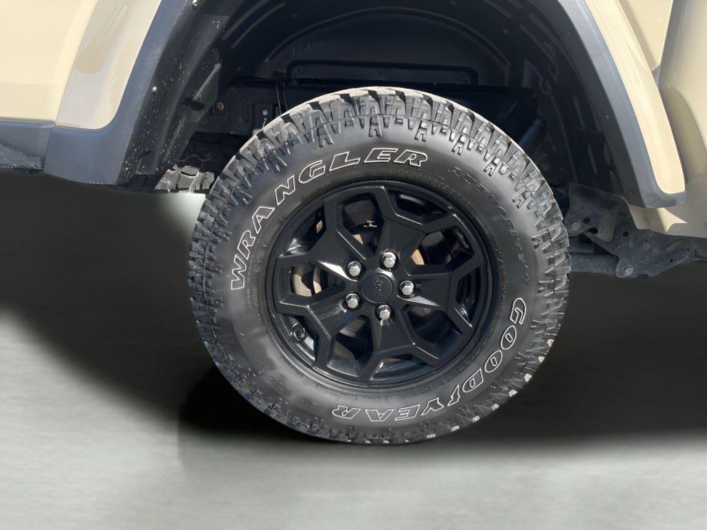 used 2022 Jeep Gladiator car, priced at $29,888