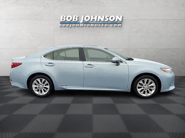 used 2014 Lexus ES 300h car, priced at $16,995