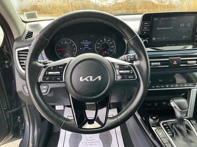 used 2023 Kia Seltos car, priced at $22,295