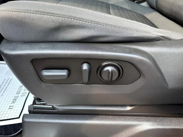 used 2022 Chevrolet Silverado 1500 car, priced at $34,899
