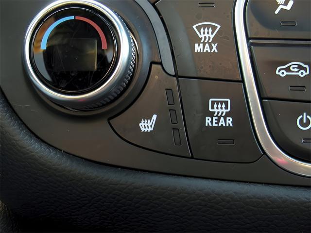 used 2022 Chevrolet Equinox car, priced at $24,491