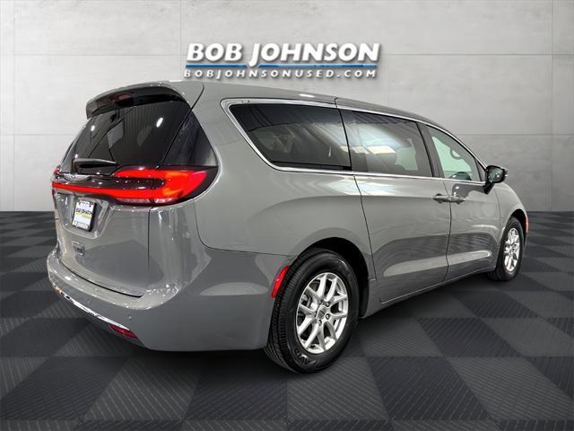 used 2025 Chrysler Pacifica car, priced at $38,526
