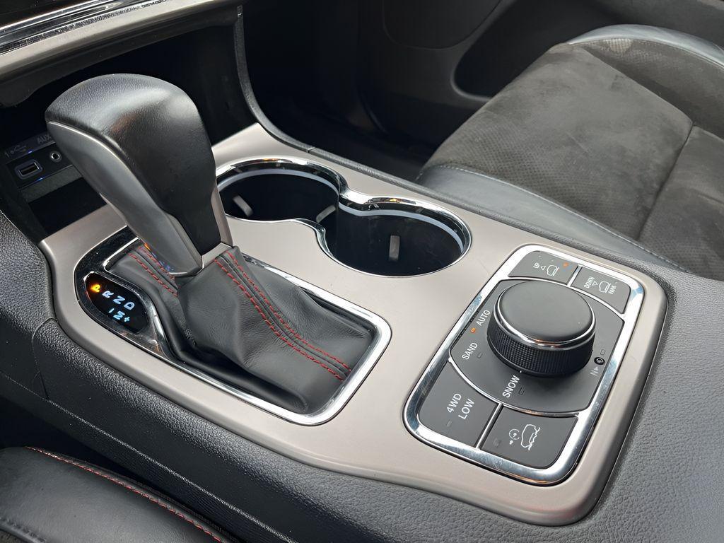 used 2021 Jeep Grand Cherokee car, priced at $25,599