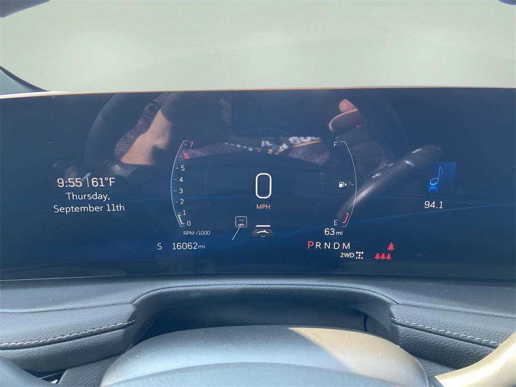 used 2025 Cadillac XT4 car, priced at $39,316