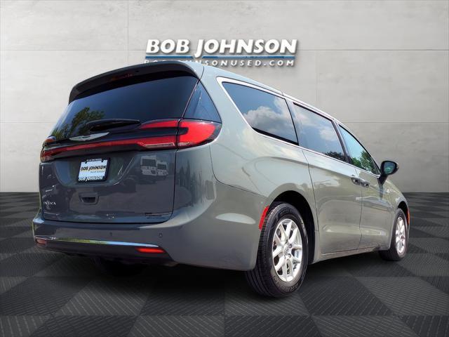 used 2023 Chrysler Pacifica car, priced at $27,247