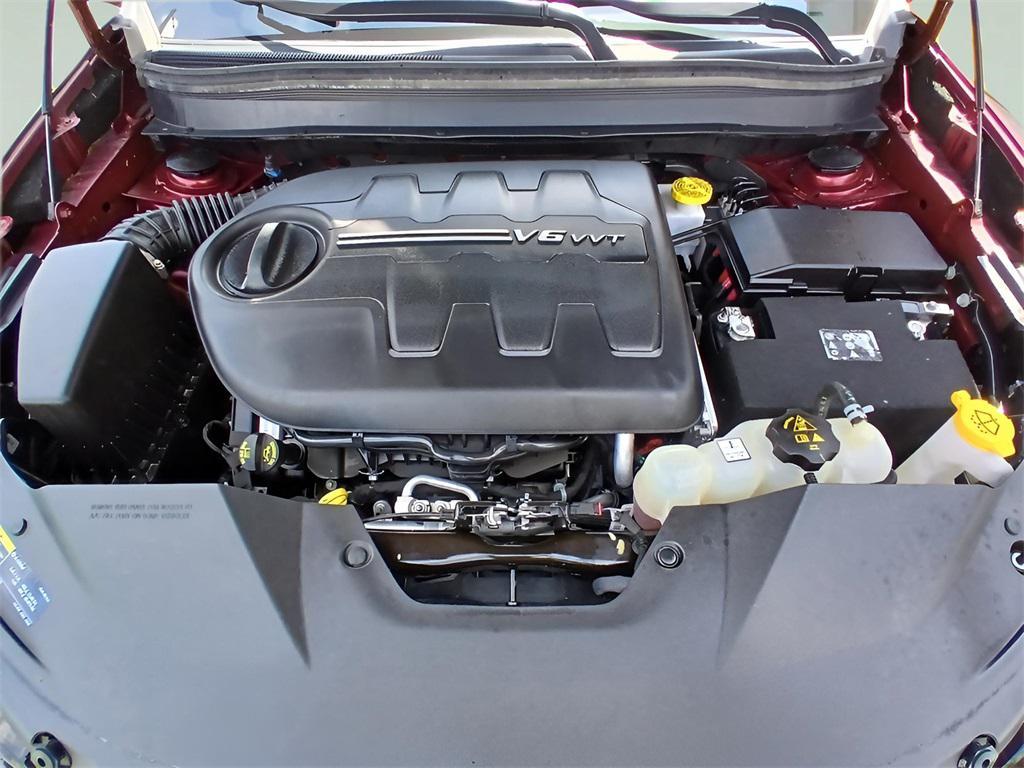 used 2020 Jeep Cherokee car, priced at $21,299