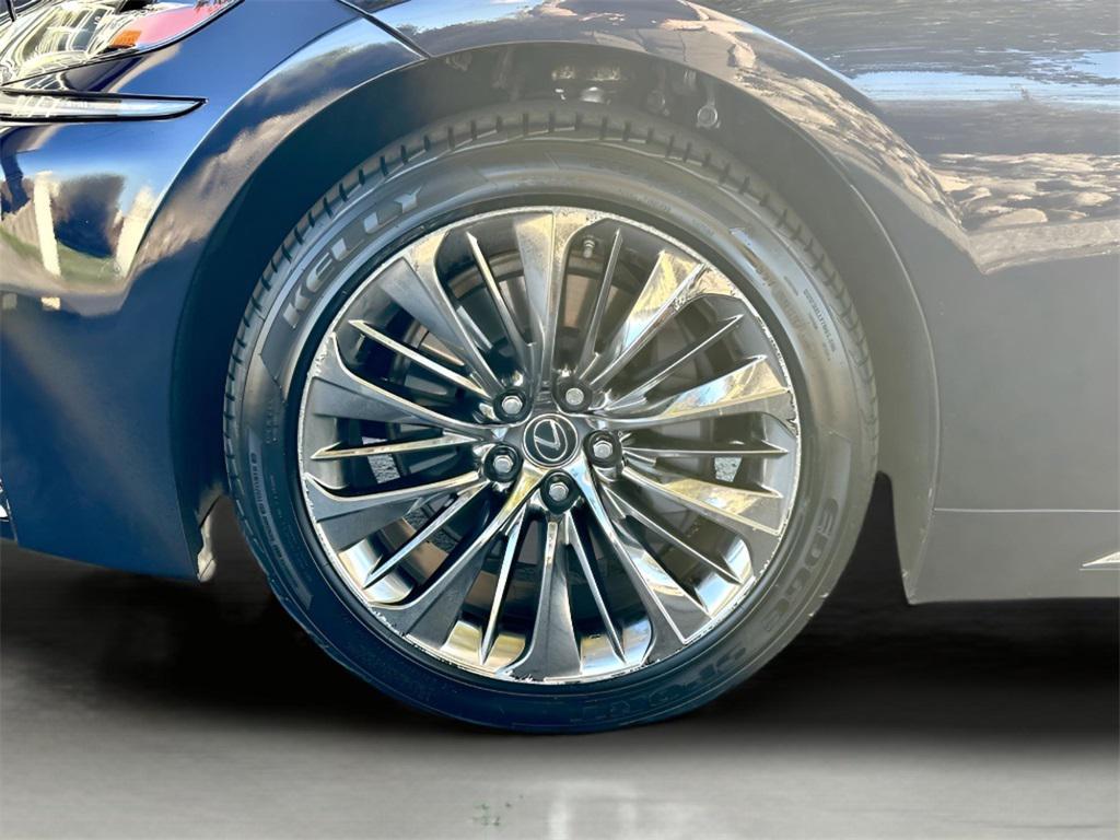 used 2018 Lexus LS 500 car, priced at $36,922