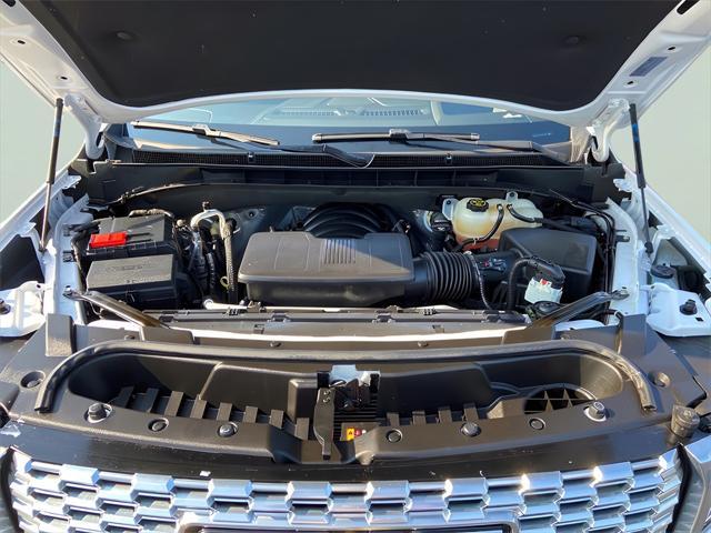 used 2022 GMC Yukon XL car, priced at $61,932