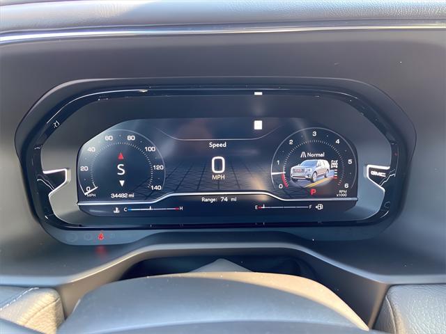used 2022 GMC Yukon XL car, priced at $61,932
