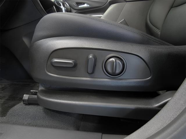 used 2023 Chevrolet Equinox car, priced at $24,249