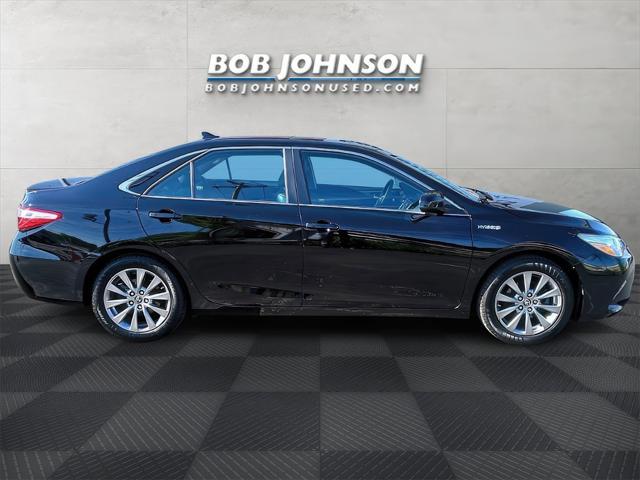 used 2015 Toyota Camry Hybrid car, priced at $16,445