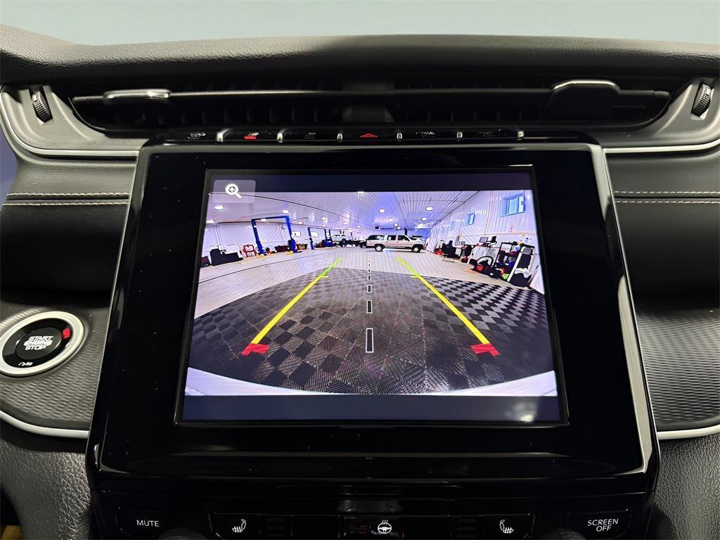 used 2024 Jeep Grand Cherokee car, priced at $34,167