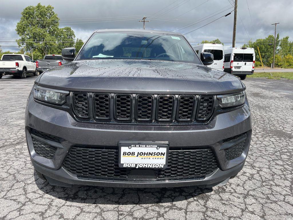 used 2023 Jeep Grand Cherokee car, priced at $32,299