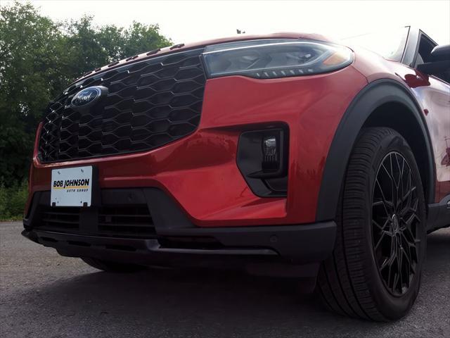used 2025 Ford Explorer car, priced at $49,536