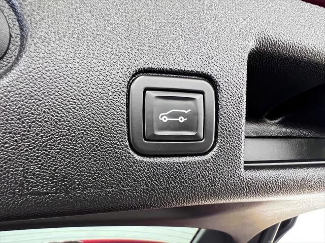 used 2020 Chevrolet Equinox car, priced at $19,927