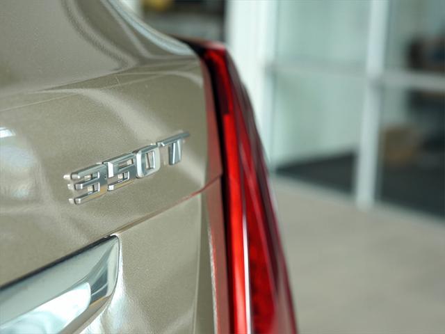 used 2023 Cadillac XT5 car, priced at $30,905