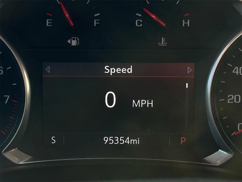 used 2021 Chevrolet Traverse car, priced at $21,495