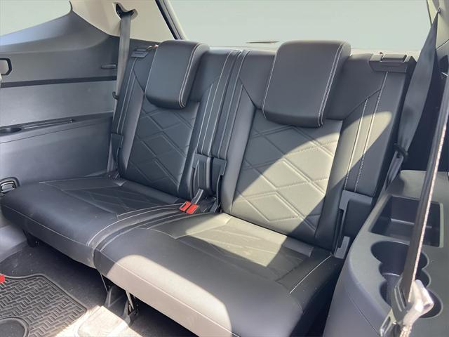 used 2025 Volkswagen Atlas car, priced at $40,988