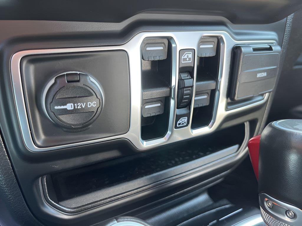 used 2021 Jeep Wrangler Unlimited car, priced at $32,391