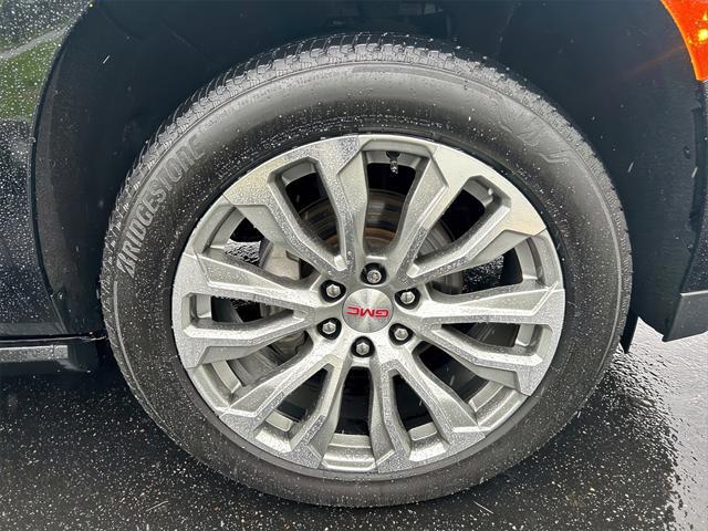 used 2022 GMC Yukon car, priced at $43,907