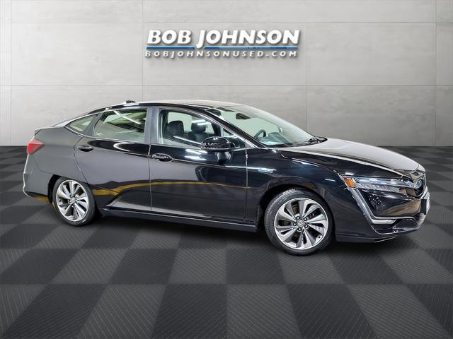 used 2018 Honda Clarity Plug-In Hybrid car, priced at $15,781
