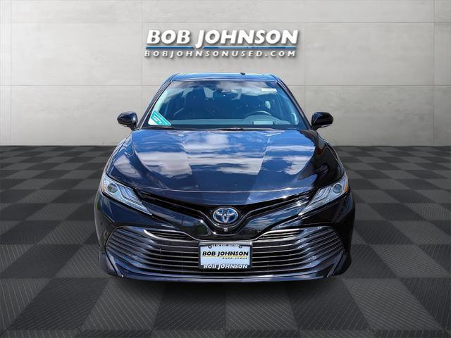 used 2018 Toyota Camry Hybrid car, priced at $17,895