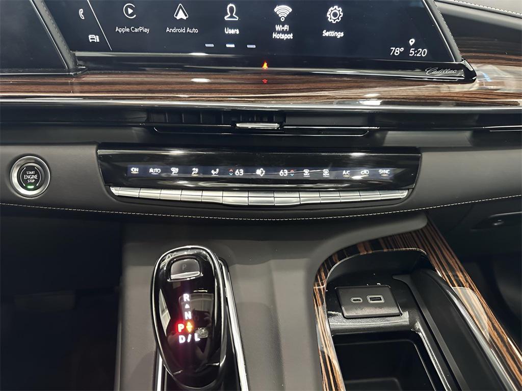 used 2022 Cadillac Escalade ESV car, priced at $58,992
