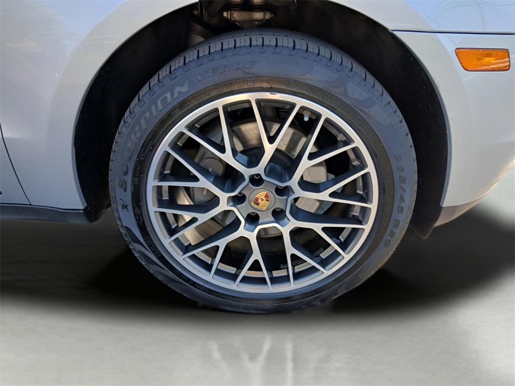 used 2018 Porsche Macan car, priced at $24,129