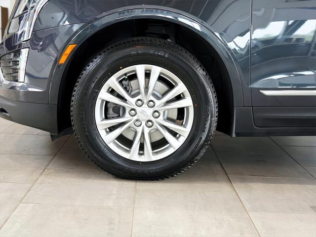 used 2022 Cadillac XT5 car, priced at $31,994
