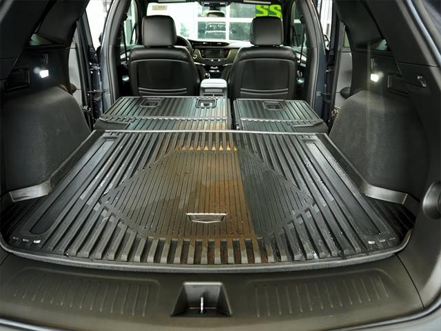 used 2022 Cadillac XT5 car, priced at $31,994