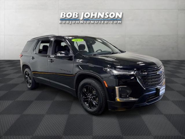 used 2023 Chevrolet Traverse car, priced at $31,500