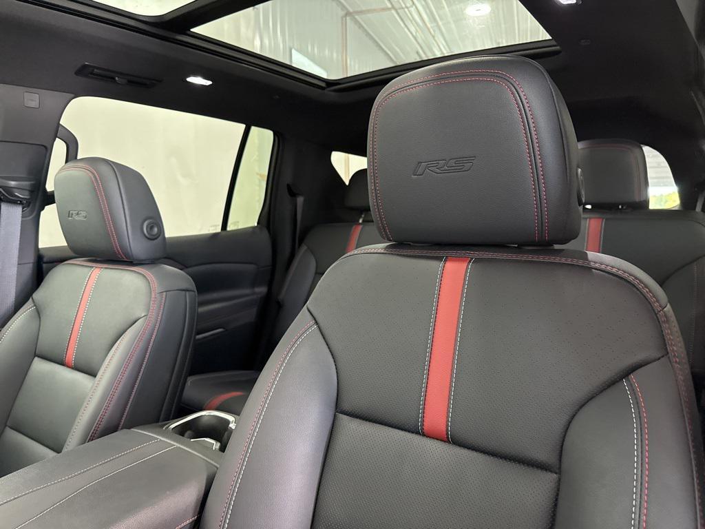 used 2024 Chevrolet Traverse car, priced at $52,794