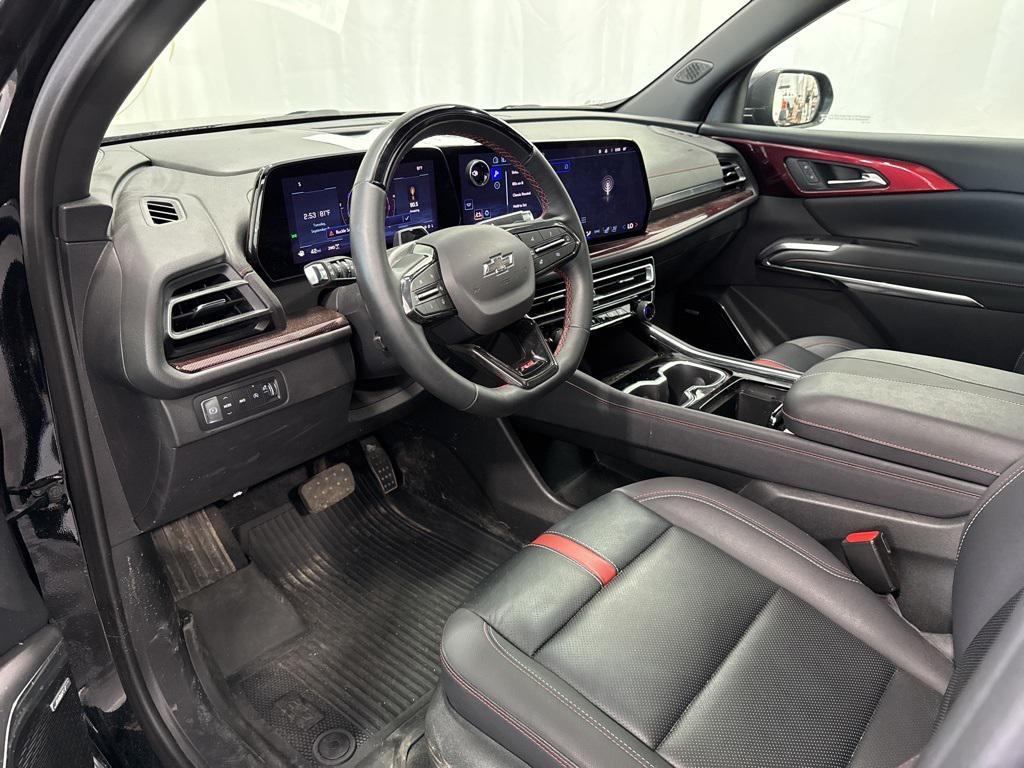 used 2024 Chevrolet Traverse car, priced at $52,794