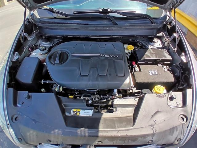used 2015 Jeep Cherokee car, priced at $13,332