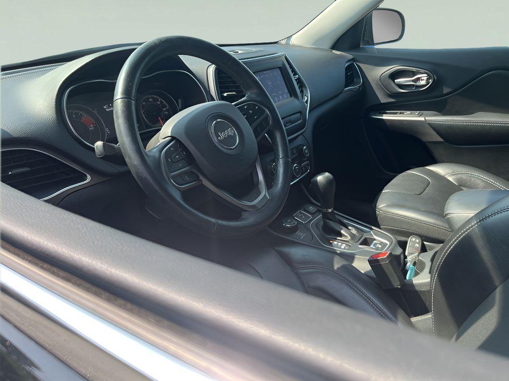used 2019 Jeep Cherokee car, priced at $16,799