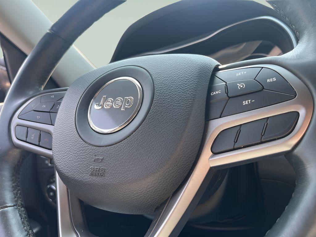 used 2019 Jeep Cherokee car, priced at $16,799