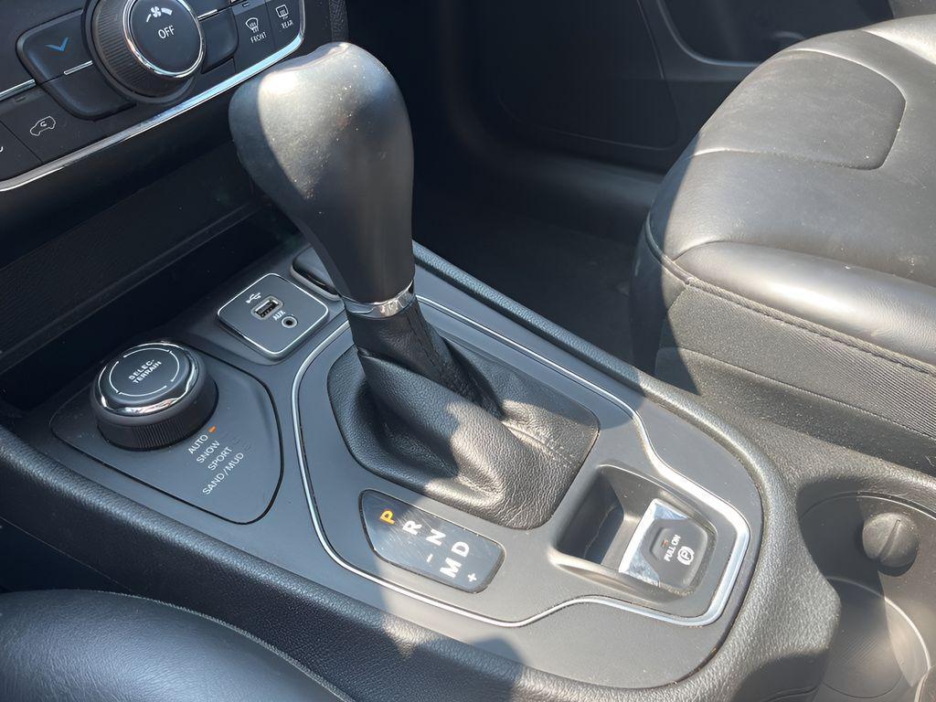 used 2019 Jeep Cherokee car, priced at $16,799