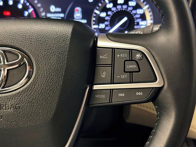 used 2022 Toyota Highlander car, priced at $36,830