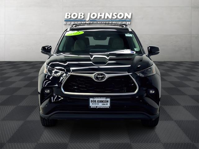 used 2022 Toyota Highlander car, priced at $36,830
