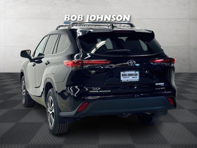 used 2022 Toyota Highlander car, priced at $36,830