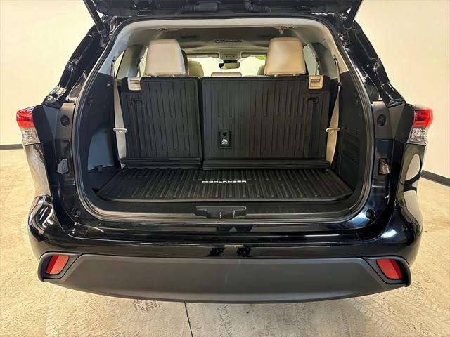 used 2022 Toyota Highlander car, priced at $36,830