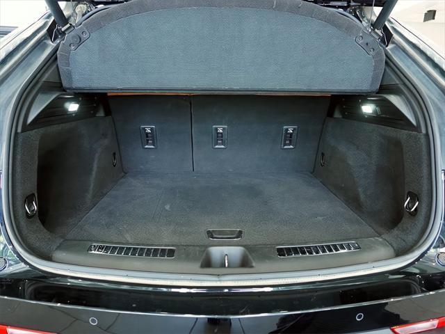 used 2023 Cadillac XT4 car, priced at $32,729