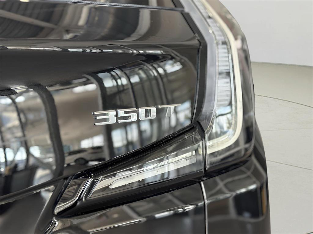 used 2022 Cadillac XT4 car, priced at $28,290
